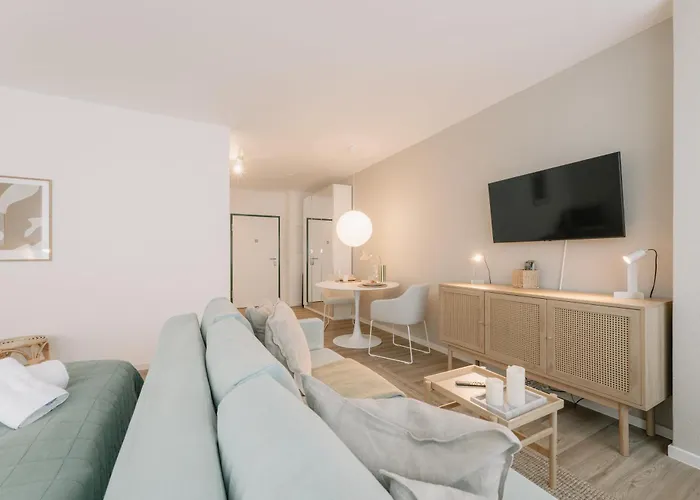 5 Min 1-room - Free Parking 600 Mbit Wifi