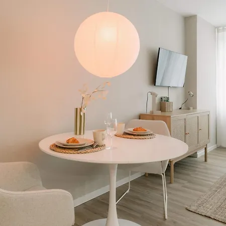 5 Min 1-room - Free Parking 600 Mbit Wifi Lejlighed